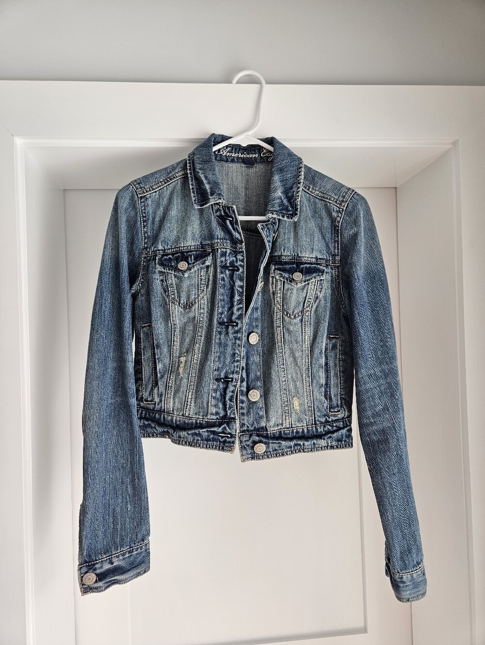 American Eagle Women's Cropped Jean Jacket Size S